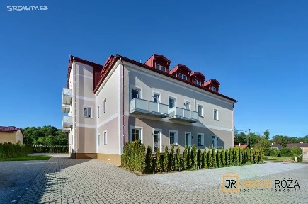 Pronájem bytu 2+kk 38 m² Mladé Buky