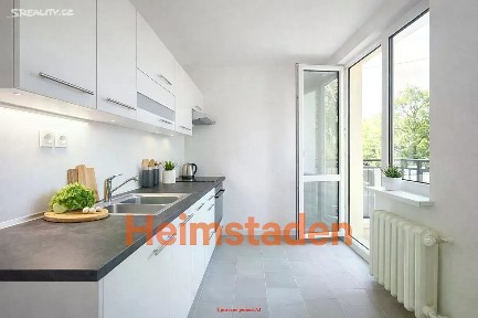 Pronájem bytu 2+kk 38 m² U Nádraží, Havířov - Šumbark