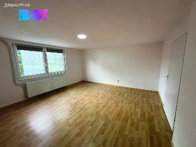 Pronájem bytu 2+1 45 m² Plumlovská, Prostějov