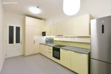 Pronájem bytu 3+1 99 m² Janáčkovo nábřeží, Praha - Smíchov