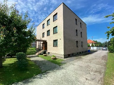 Prodej bytu 3+1 94 m² K Nádraží, Červené Pečky