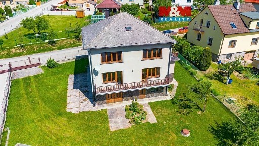 Prodej rodinného domu 148 m², pozemek 987 m²