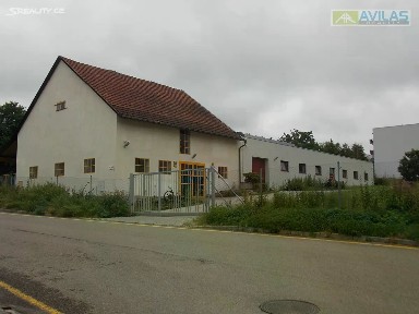 Pronájem skladového prostoru 144 m² Benešov