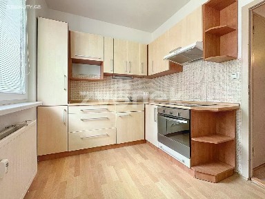 Pronájem bytu 2+1 54 m² Větrná, Zlín