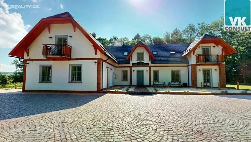Prodej ubytovacího zařízení 295 m²