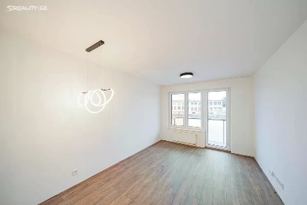Pronájem bytu 2+kk 47 m² Arnošta Staňka, Praha - Hostivař