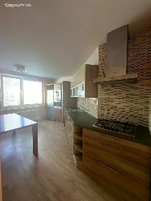 Pronájem bytu 3+1 78 m² 2. května, Zlín