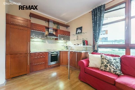 Pronájem bytu 1+kk 31 m² Patočkova, Praha - Břevnov
