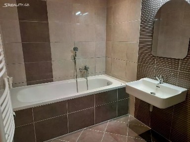Pronájem bytu 3+kk 106 m² Masarykova třída, Teplice