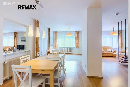 Prodej rodinného domu 244 m², pozemek 316 m² Průchova, Praha - Košíře