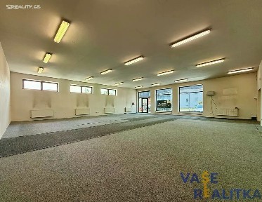 Pronájem obchodního prostoru 370 m²