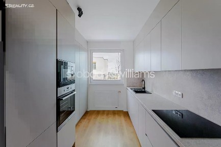 Pronájem rodinného domu 114 m², pozemek 137 m² U spojů, Praha - Ďáblice