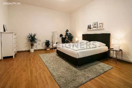 Pronájem bytu 2+1 83 m² Vlhká, Brno - Brno-střed