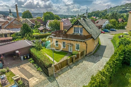 Prodej rodinného domu 102 m², pozemek 235 m²