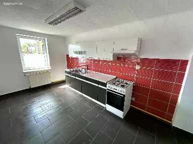 Prodej komerční nemovitosti 156 m²