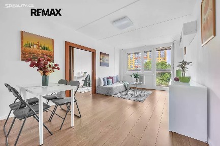 Prodej bytu 3+1 74 m² Svídnická, Praha - Troja
