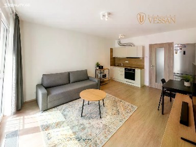 Prodej bytu 1+kk 32 m² Mantovská, Praha - Horní Měcholupy
