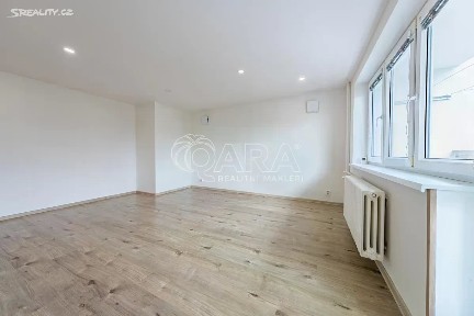 Prodej bytu 3+1 78 m² U obory, Praha - Satalice