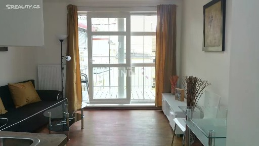 Pronájem bytu 2+kk 43 m² Jaurisova, Praha - Nusle