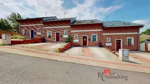 Prodej rodinného domu 140 m², pozemek 114 m² Slatina