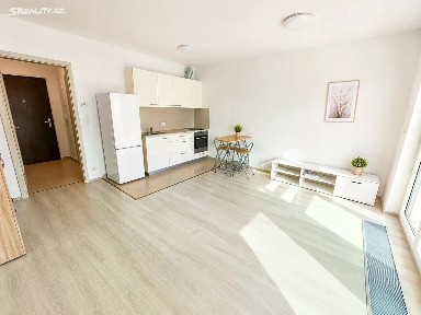 Prodej bytu 1+kk 40 m² Toufarova, Praha - Stodůlky