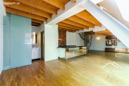 Pronájem bytu 2+kk 113 m² Preslova, Praha - Smíchov