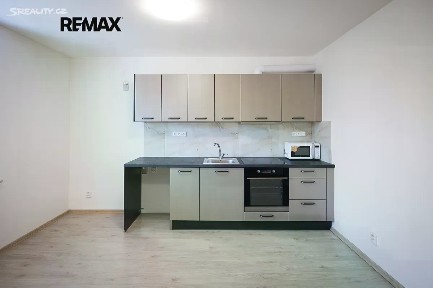 Pronájem bytu 2+kk 39 m² Branka, Brno - Komín