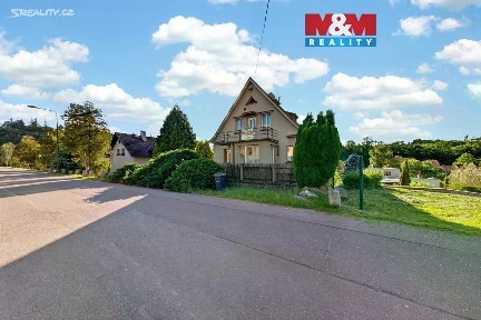 Prodej rodinného domu 184 m², pozemek 963 m²