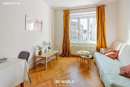 Prodej bytu 3+kk 68 m² Šlikova, Praha - Břevnov