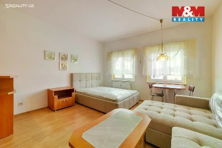 Pronájem bytu 1+kk 32 m² Masarykova, Mariánské Lázně