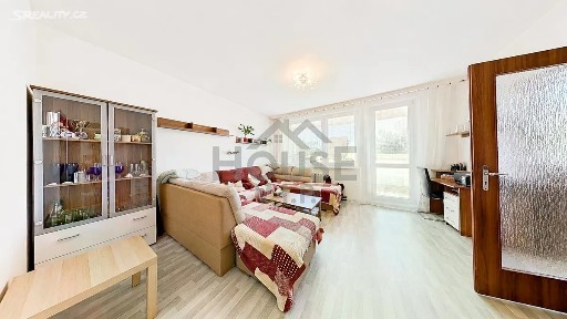 Prodej bytu 4+1 90 m² Rakovského, Praha - Modřany