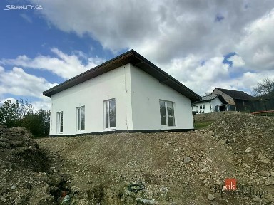 Prodej rodinného domu 92 m², pozemek 818 m²