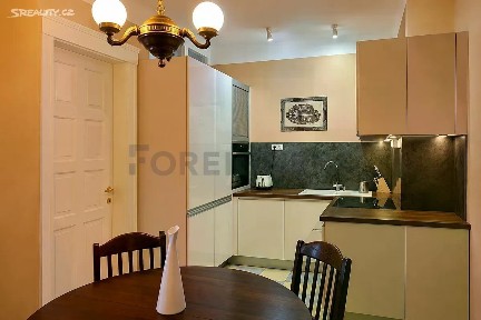 Pronájem bytu 3+kk 73 m² Čajkovského, Praha - Žižkov