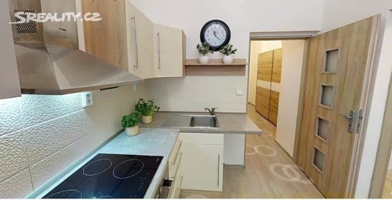 Pronájem bytu 2+kk 45 m² Prvního pluku, Praha - Karlín