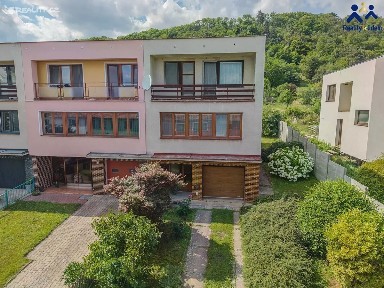 Prodej rodinného domu 185 m², pozemek 1130 m²