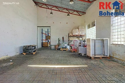 Pronájem skladového prostoru 328 m²