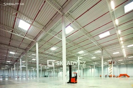 Pronájem skladového prostoru 6900 m²