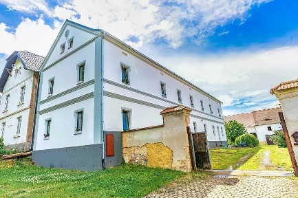 Očihov, Louny, Očihovec