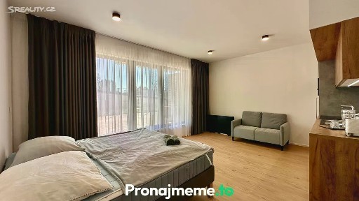 Pronájem bytu 1+kk 34 m² Kotkova, Znojmo
