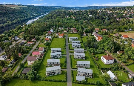 Hradištko, Praha-západ, Rajchardov, Včelařská