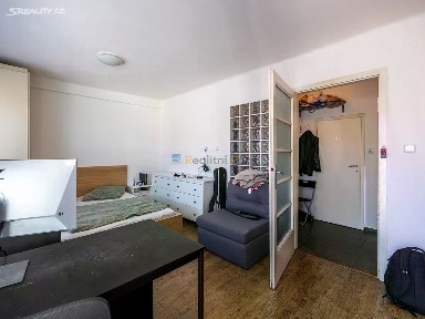 Prodej bytu 1+kk 38 m² Strančická, Praha - Strašnice