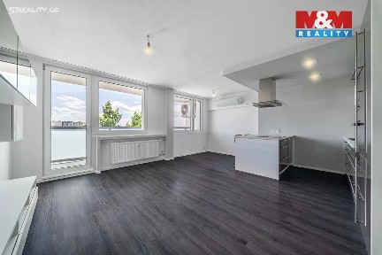 Prodej bytu 3+kk 67 m² Novodvorská, Praha - Lhotka
