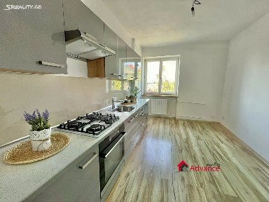 Prodej bytu 2+1 60 m² Porubská, Ostrava - Poruba