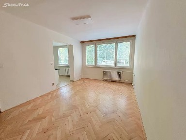 Pronájem bytu 2+1 55 m² Bezručova, Benešov