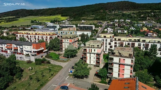 Prodej bytu 1+kk 37 m² U Židovského hřbitova, Beroun - Beroun-Město
