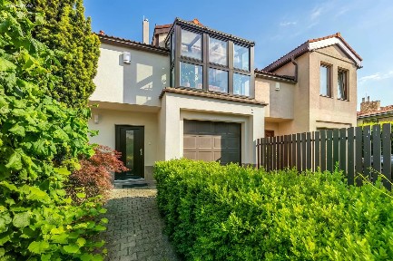 Prodej rodinného domu 180 m², pozemek 365 m² K hádku, Praha - Dubeč