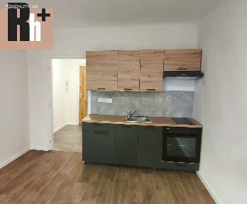 Pronájem bytu 1+kk 29 m² Gen. Píky, Ostrava - Moravská Ostrava