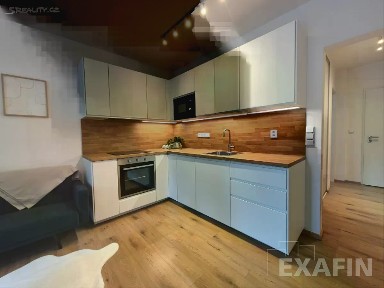 Prodej bytu 1+kk 41 m² Fořtova, Praha - Čimice