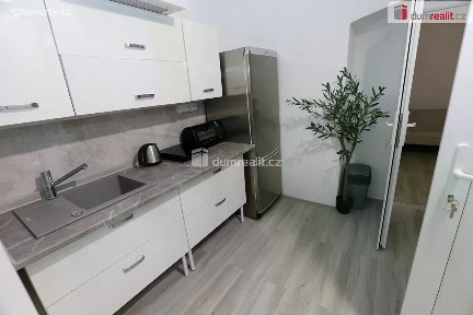 Prodej bytu 3+1 58 m² Praha