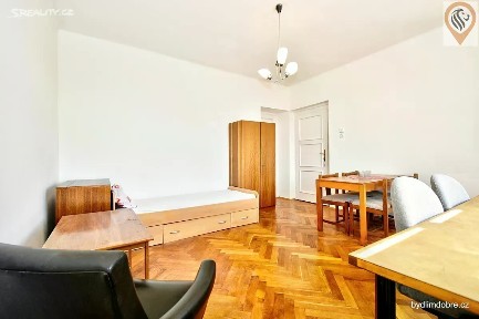 Pronájem bytu 2+kk 46 m² Květná, Praha - Vinohrady
